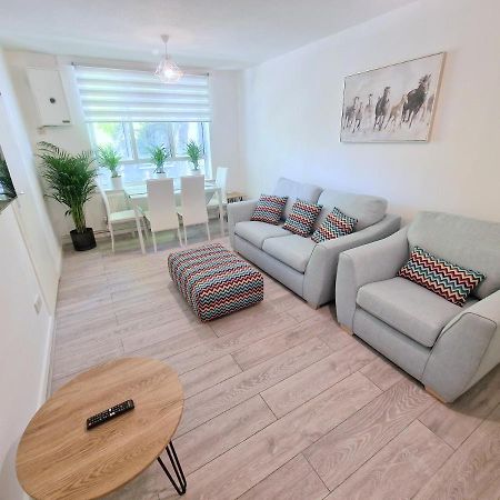 Flat In Battersea, 5 Minutes From Clapham Junction Station Appartement Londen Buitenkant foto