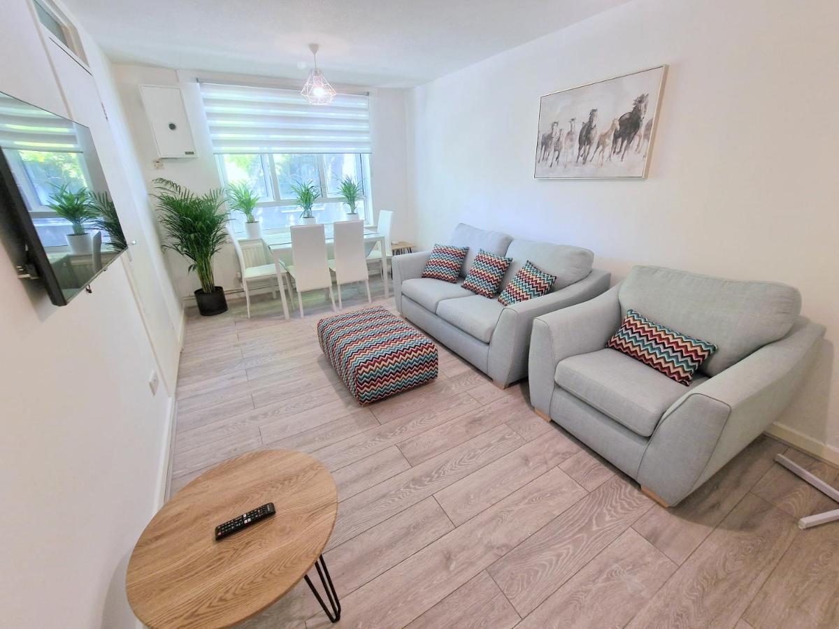 Flat In Battersea, 5 Minutes From Clapham Junction Station Appartement Londen Buitenkant foto