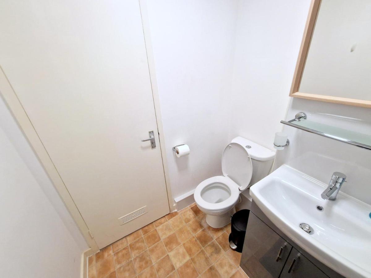 Flat In Battersea, 5 Minutes From Clapham Junction Station Appartement Londen Buitenkant foto